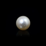 Pearl - 9.9 Carat