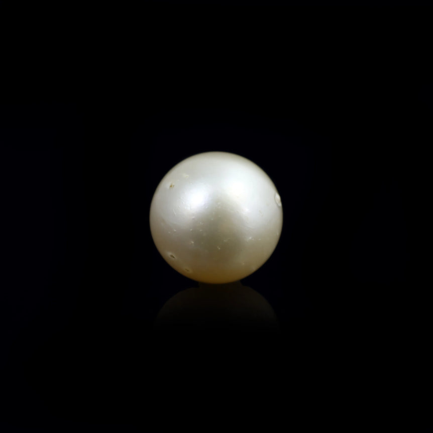 Pearl - 8.5 Carat