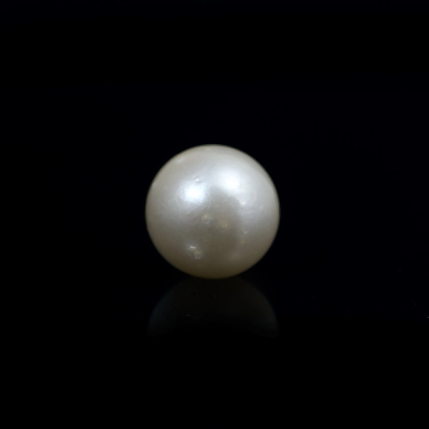 Pearl - 8.8 Carat