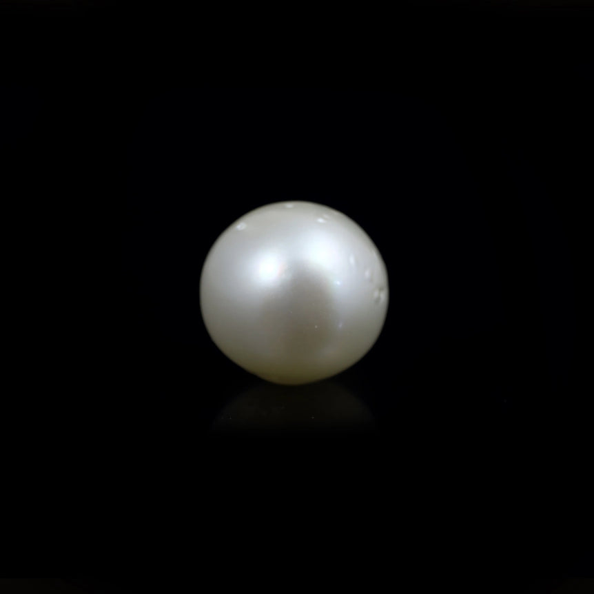 Pearl - 11.5 Carat