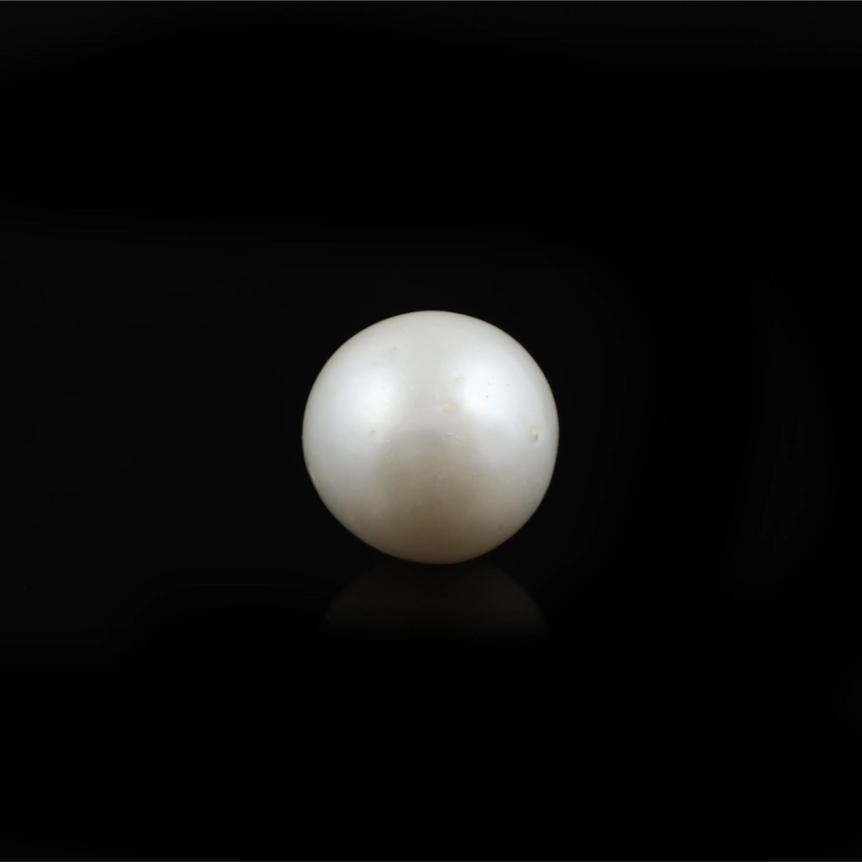 Pearl - 6.9 Carat