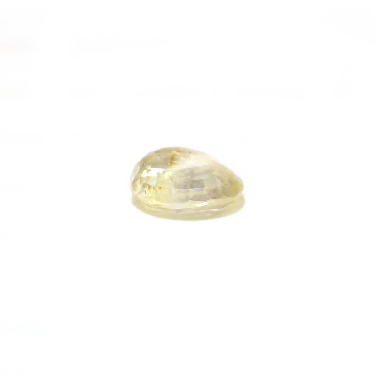 Yellow Sapphire - 4.79 Carat - Pramogh