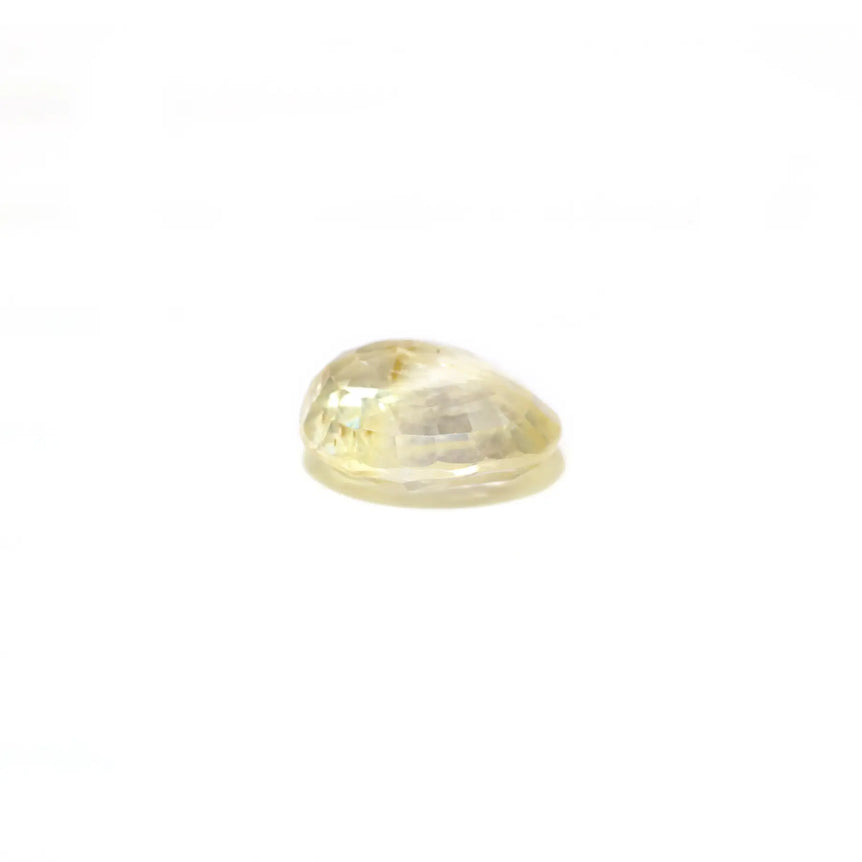 Yellow Sapphire - 4.79 Carat - Pramogh
