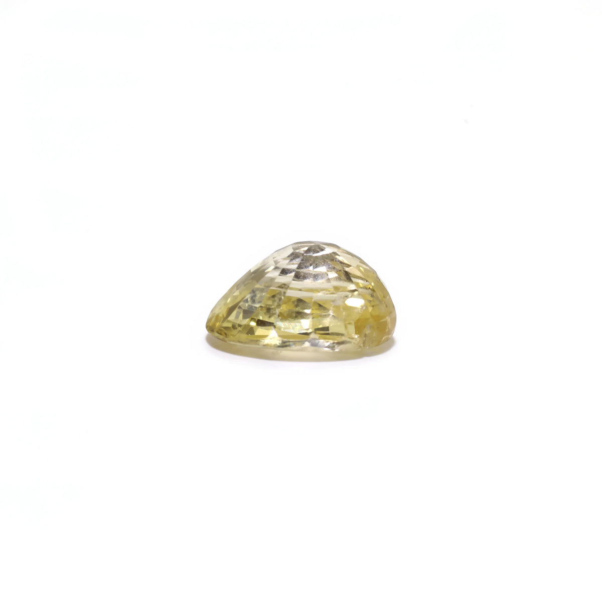 Yellow Sapphire - 6.7 Carat - Pramogh