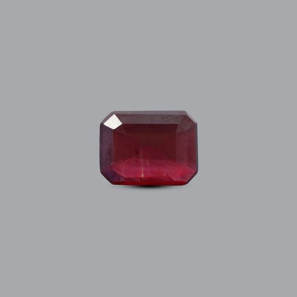 Ruby - 9 Carat