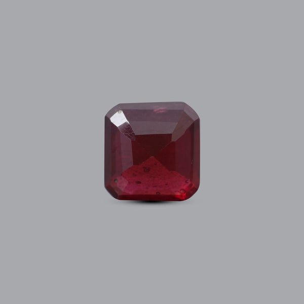 Ruby - 9 Carat