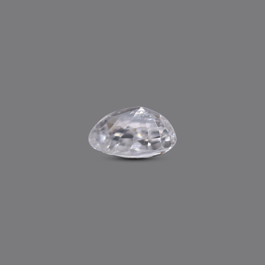 White Zircon - 4.55 Carat