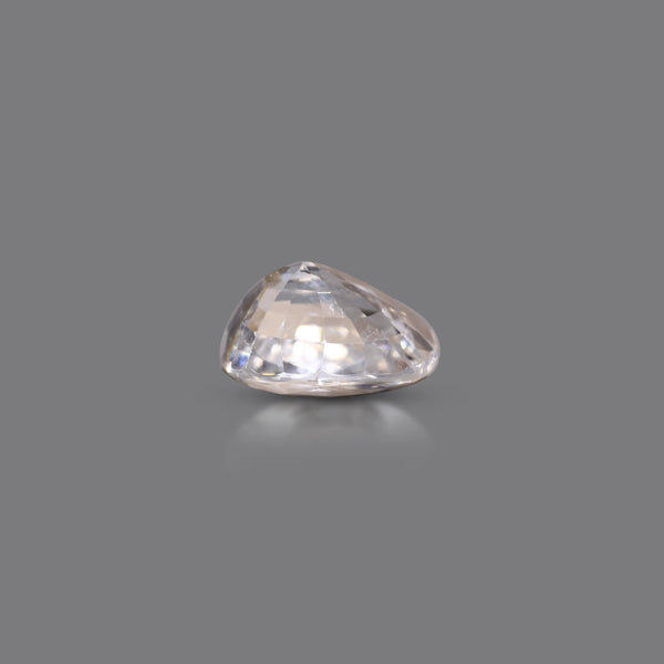 White Zircon - 9 Carat