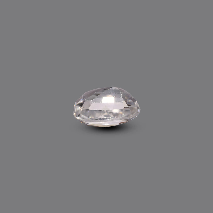 White Zircon - 4.4 Carat
