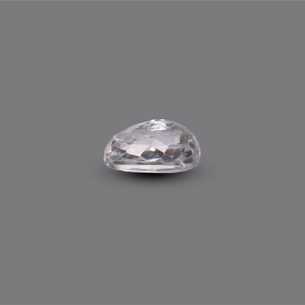 White Zircon - 4.4 Carat