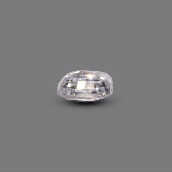 White Zircon - 4.05 Carat