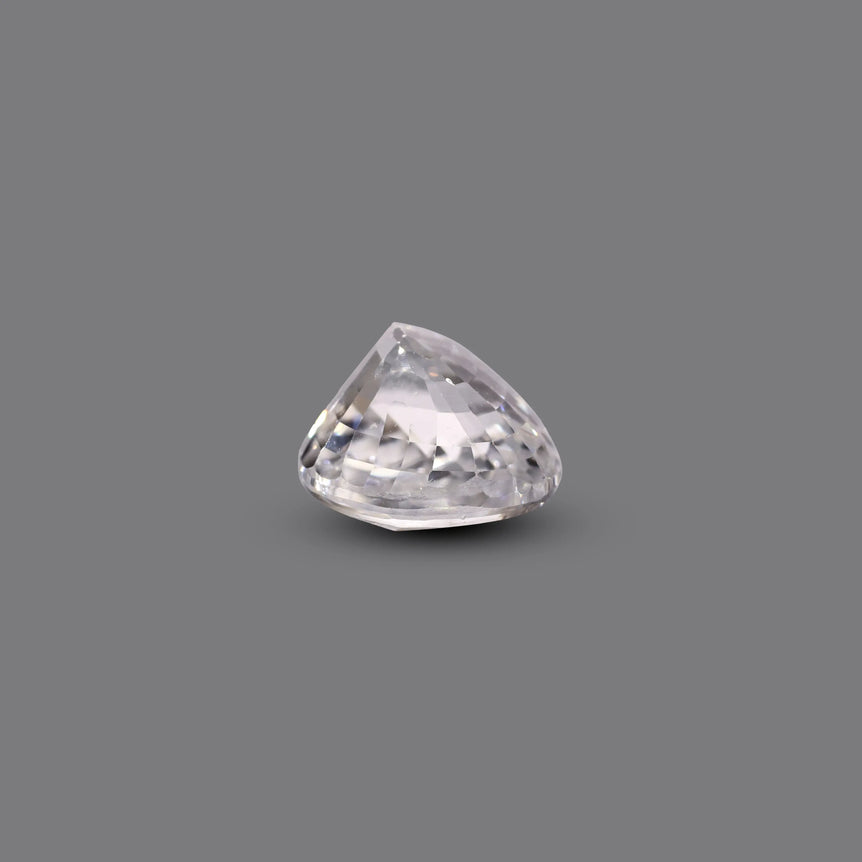 White Zircon - 4.55 Carat