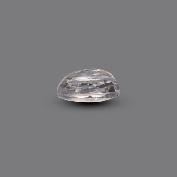 White Zircon - 4.55 Carat