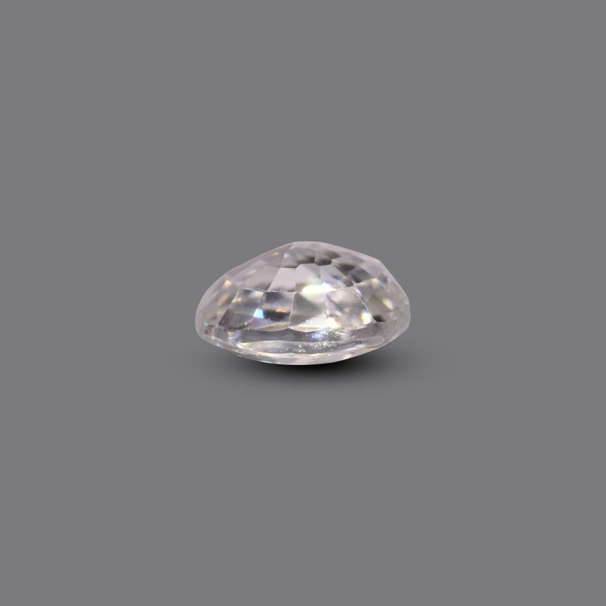 White Zircon - 4.65 Carat
