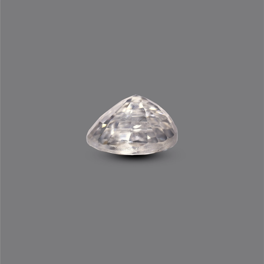 White Zircon - 5.6 Carat