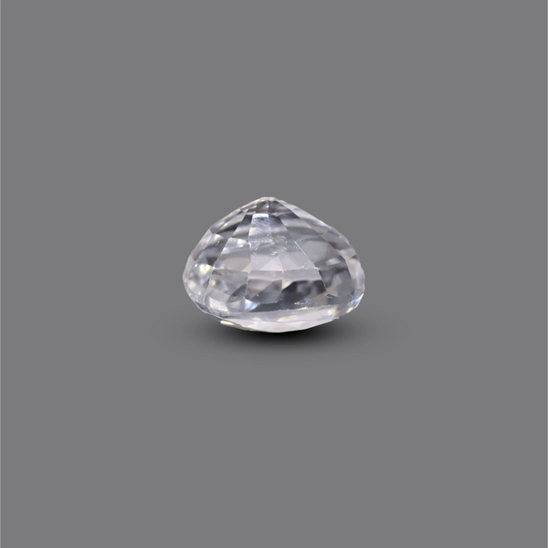 White Zircon - 3.95 Carat