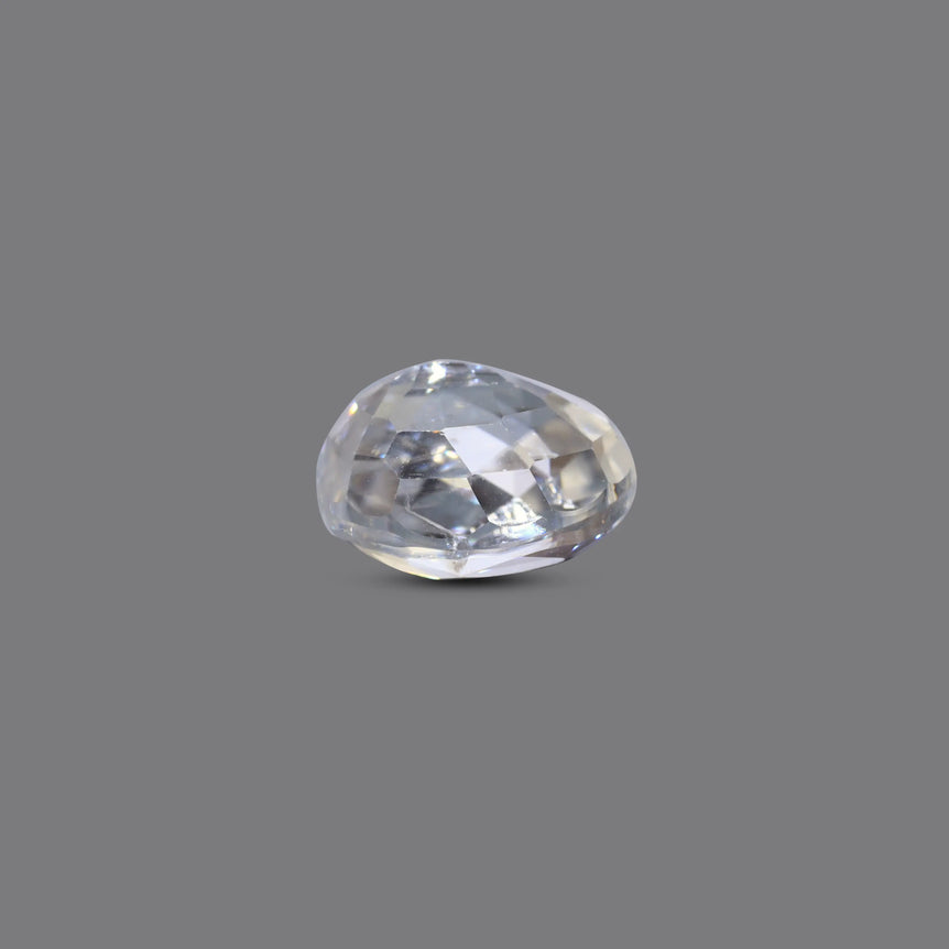 White Zircon - 4.05 Carat