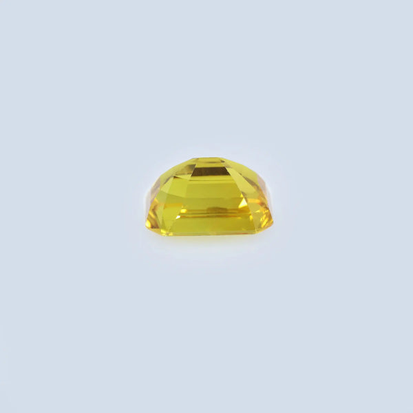 Yellow Sapphire - 6.57 Carat